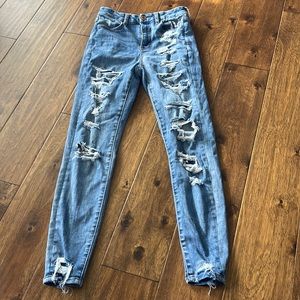 Perfect condition Distress curvy high rise American Eagle Jegging